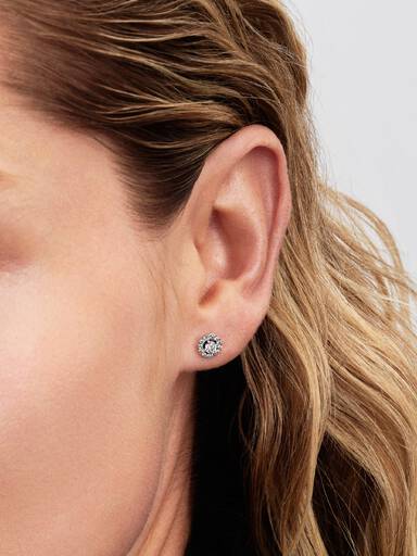 Peckové náušnice Kulatá aureola s pavé
