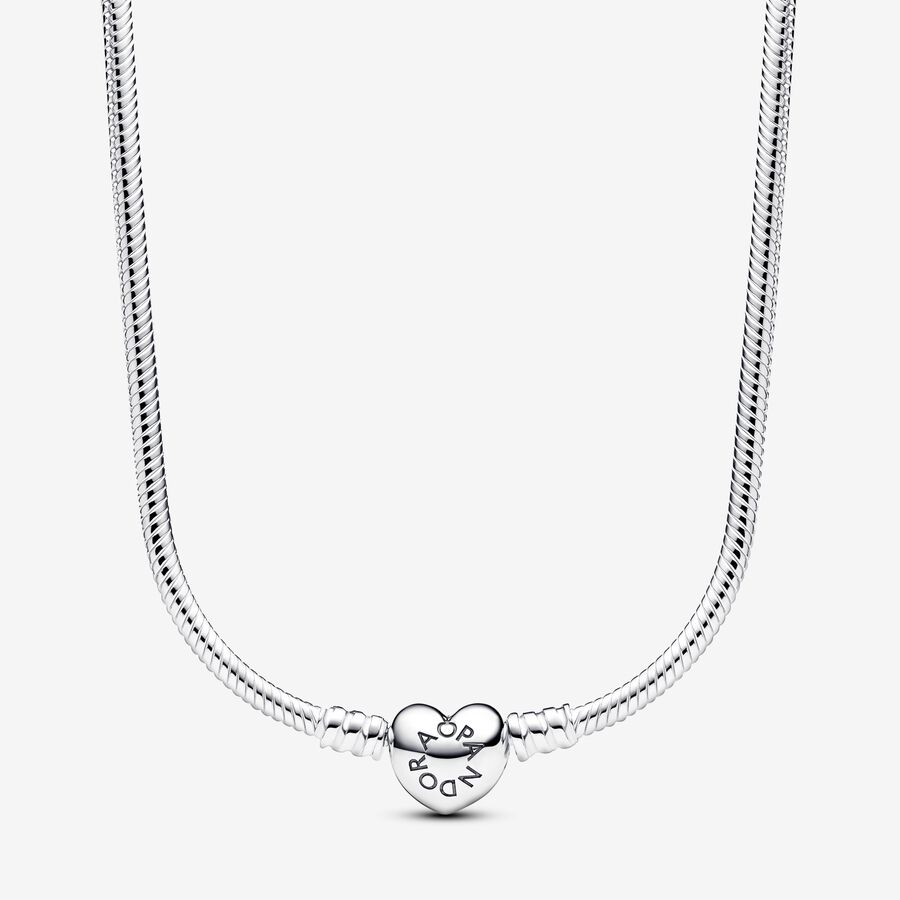 Hadovitý řetízkový náhrdelník Pandora Moments se sponou ve tvaru srdce image number 0